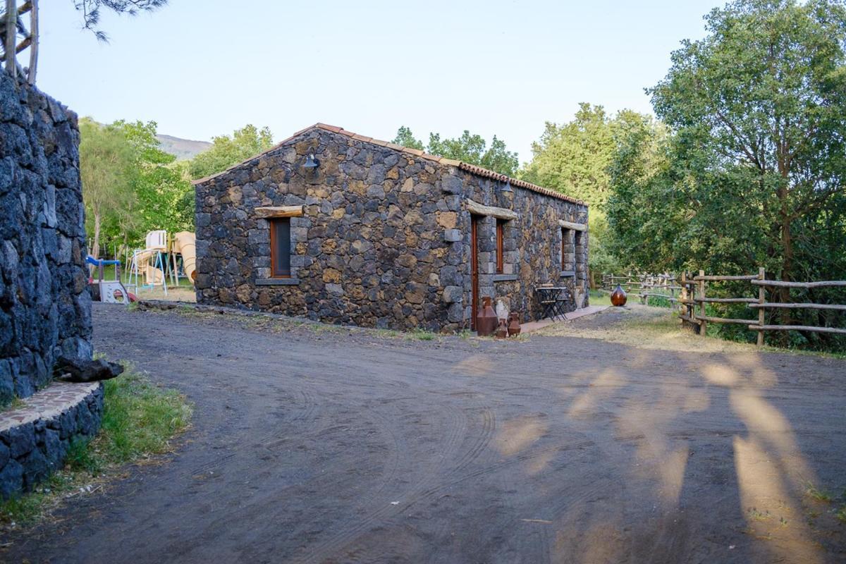 Il Giardino Di Efesto Villa Бианкавила Екстериор снимка