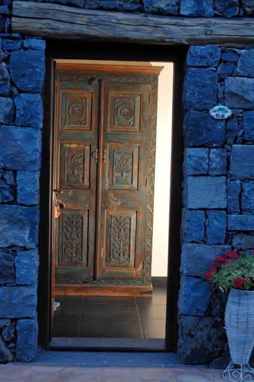 Il Giardino Di Efesto Villa Бианкавила Екстериор снимка